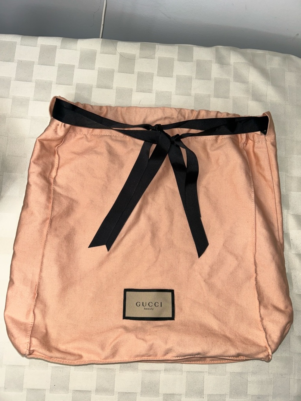 Gucci Beauty Drawstring Dust Bag with Black Ribbon